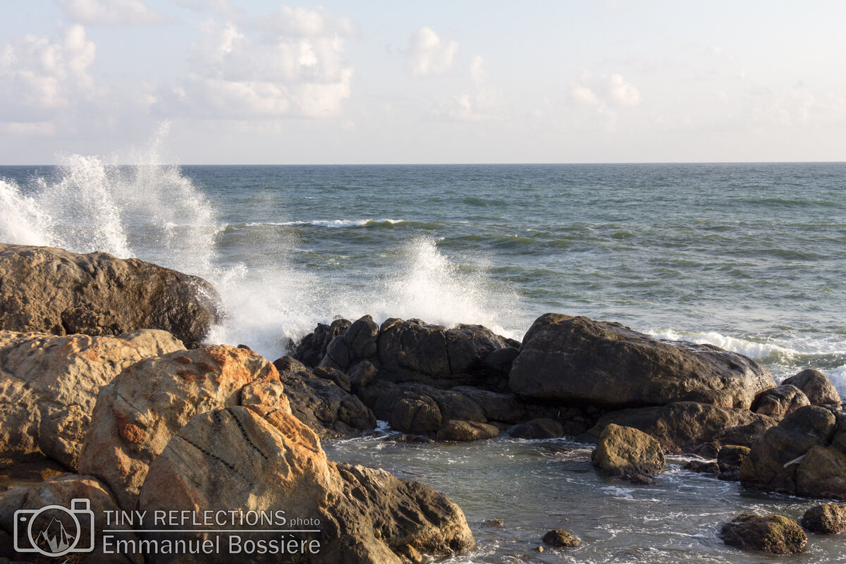 Crushing sea