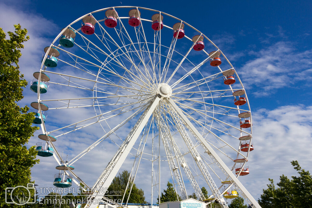 You spin me round